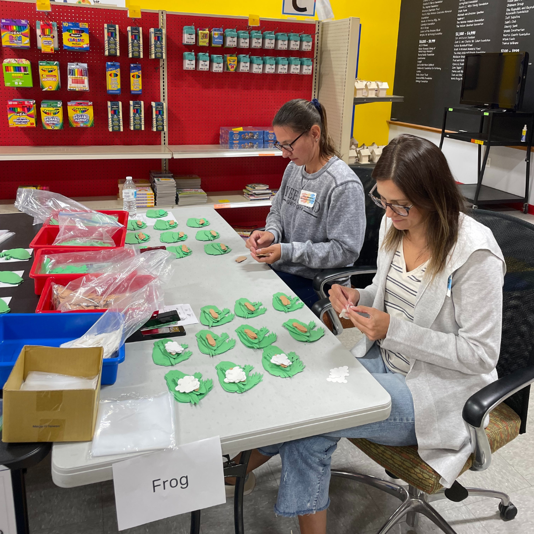Local Teachers Volunteer for Make & Take Days Making 1,700 Products